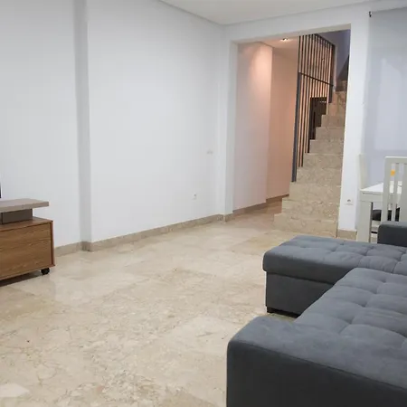 Free Parking Duplex Apartamento